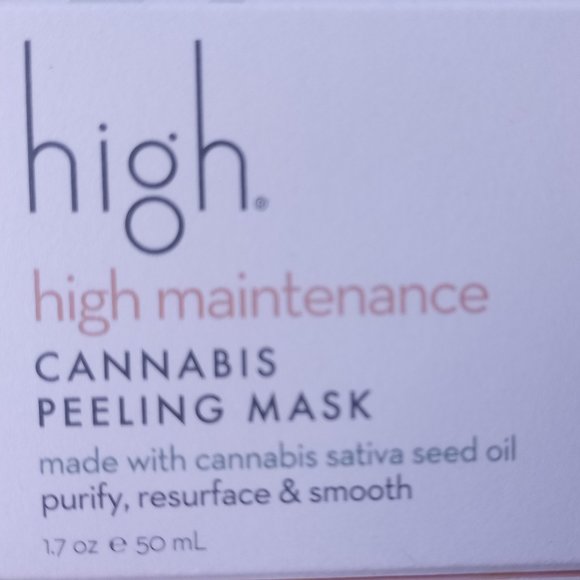 High. High maintenance. Cannabis peeling mask - Picture 1 of 4